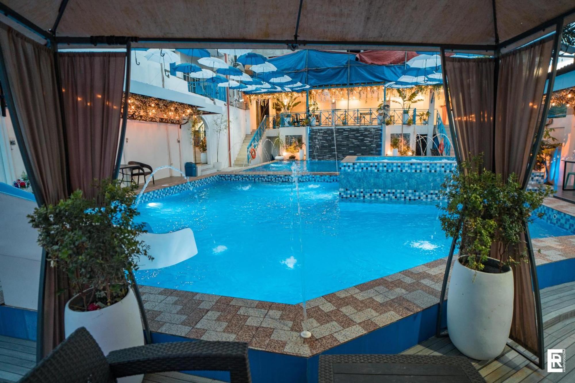 Bernese Resort Hotel Powered By Cocotel Ligao Buitenkant foto