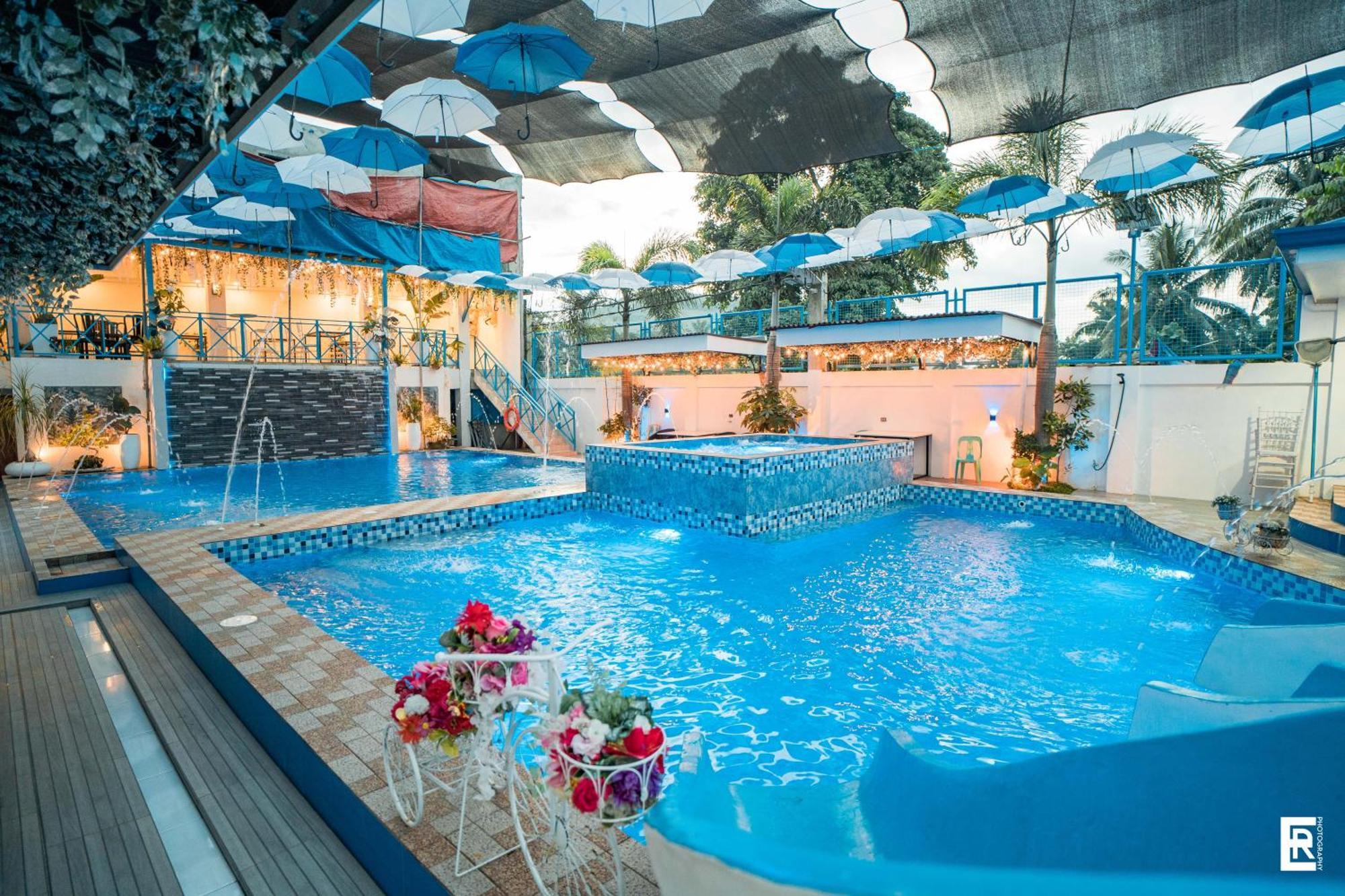Bernese Resort Hotel Powered By Cocotel Ligao Buitenkant foto